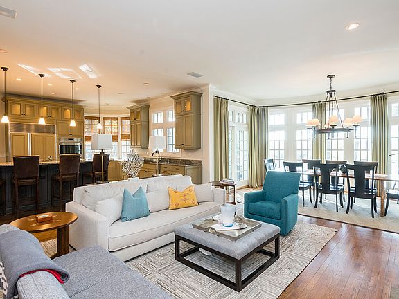 4th image of 516 Bufflehead Dr