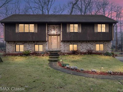 3642 Ashview Ave, West Bloomfield, MI, 48324