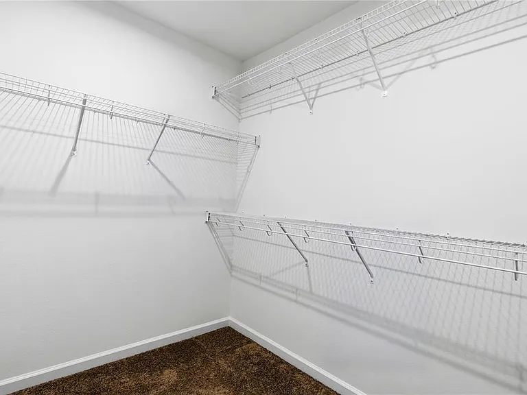 9844 Walkway Dr — Photo 14