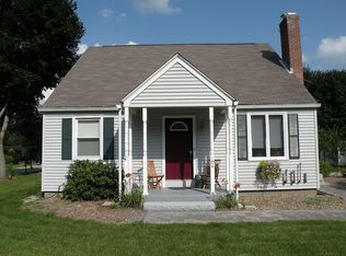 104 Warrenville Rd, Mansfield, CT 06250