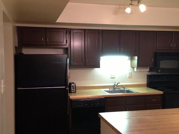 2nd image of 1530 Front Royal Dr #1530