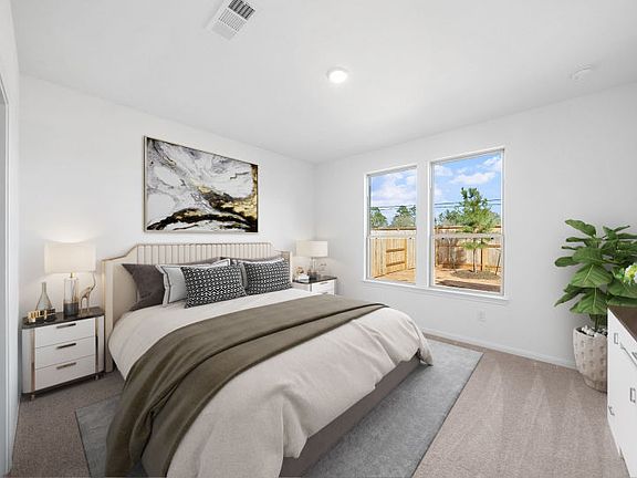 Virtually Staged Owner s Suite