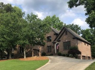 1663 Oak Park Ln, Helena, AL 35080