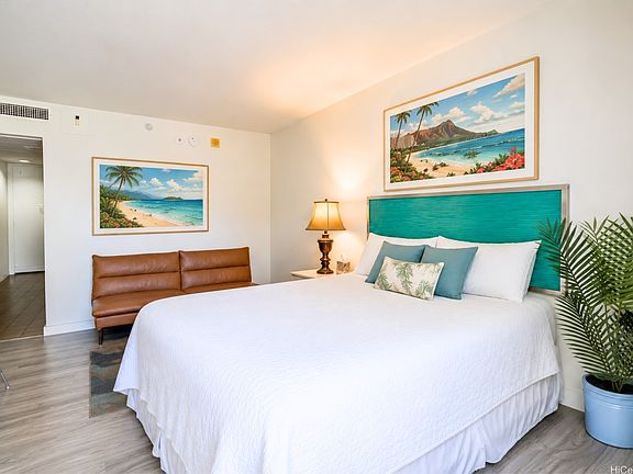 2nd image of 1850 Ala Moana Blvd #315