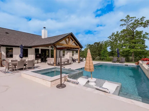 185 Dogwood Hill Trl, Groveton, TX 75845