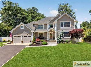 43 Pennington Ave, Colonia, NJ 07067