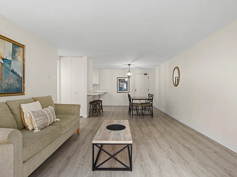 8338 Regents Rd #2O — Photo 7