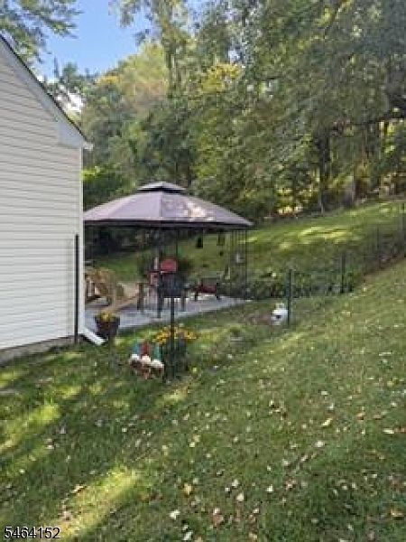 2nd image of 25 Old Vienna Rd