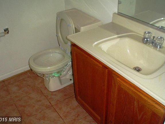 4th image of 8817 Creekway Dr