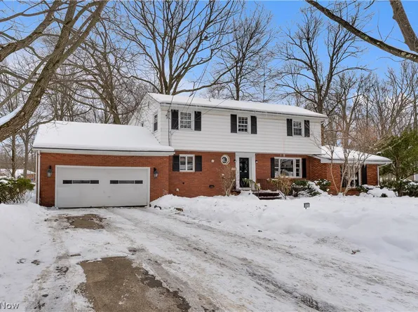 6829 Katahdin Dr, Poland, OH 44514