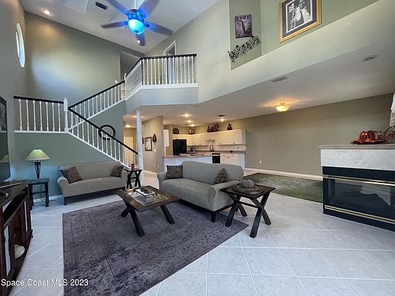 5th image of 511 Island Ct