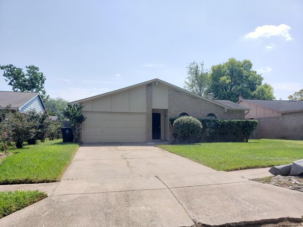 15523 Fall Briar Dr