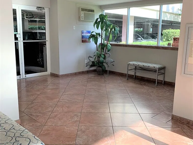 8040 Sailboat Key Blvd S #203 — Photo 24