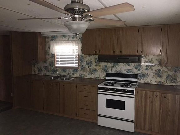 5th image of 1039 Leblanc St