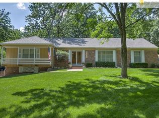 9940 High Dr, Leawood, KS 66206