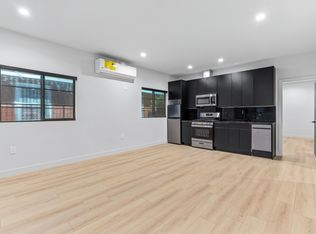132 Robinson St #1/2, Los Angeles, CA 90026