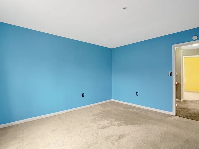 1121 Varney St SE — Photo 38