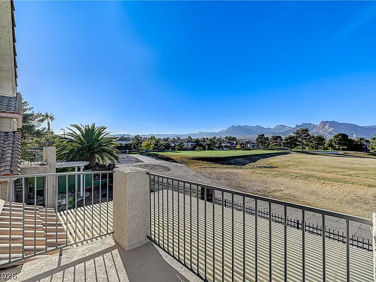 1317 Fox Acres Dr — Photo 63