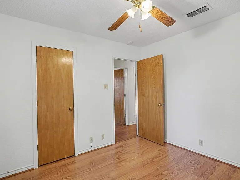1507 Lindsey Ln W #A — Photo 17