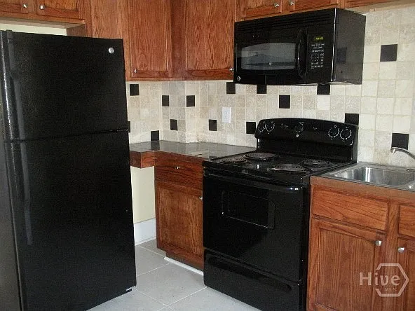 516B E Bolton St — Photo 7