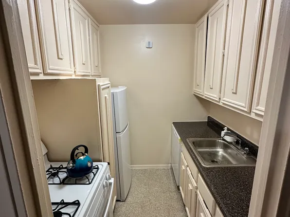 14490 41st Ave, Flushing, NY 11355