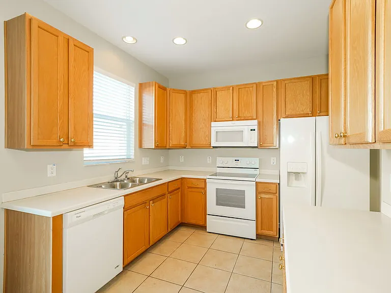 4413 Huddlestone Dr — Photo 8
