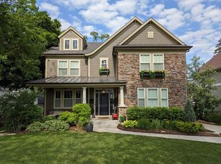 336 N Main St, Glen Ellyn, IL 60137