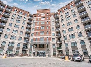 39 New Delhi Dr #407, Markham, ON L3S0E1