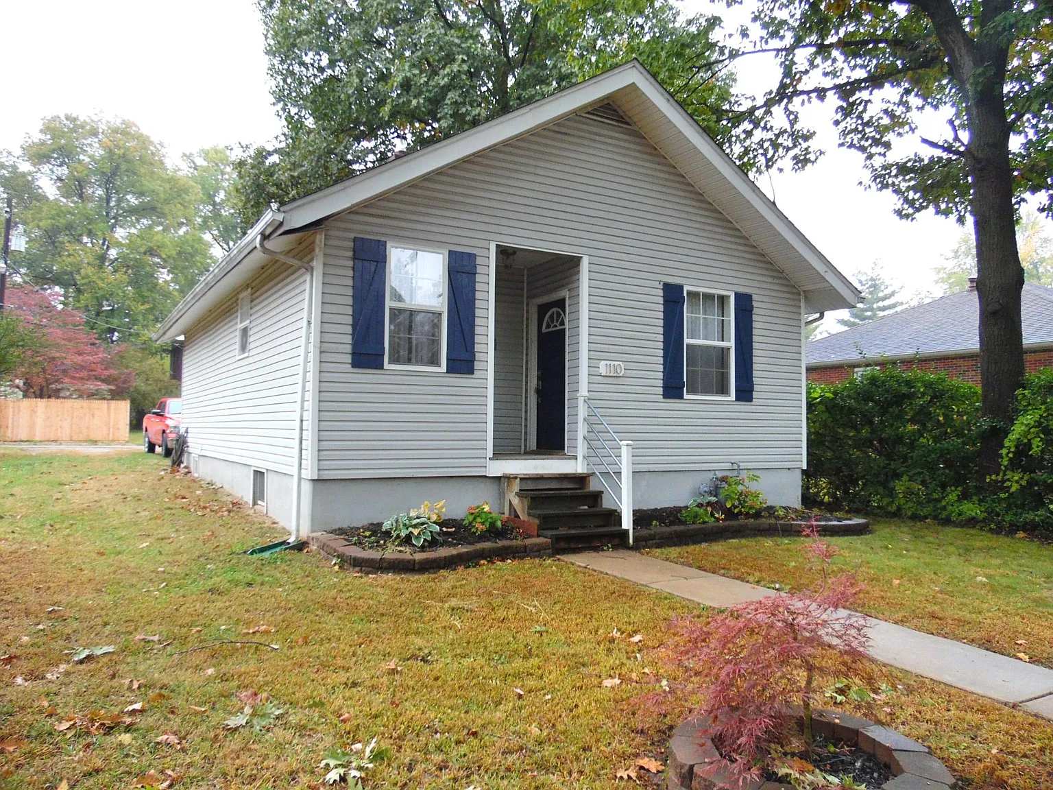 1110 Randle St photo 1