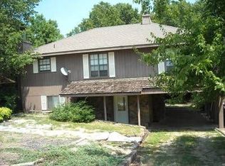 132 Emmaus Rd, Eureka Springs, AR 72632