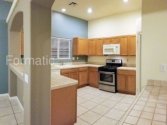 3rd image of 52720 Avenida Vallejo