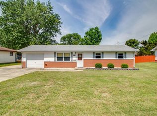 206 S Walnut St, Bethalto, IL