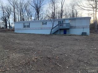 1322 Reiker Ford Rd, Saint Clair, MO 63077