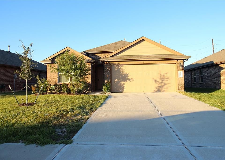 1st image of 3506 McDonough Way