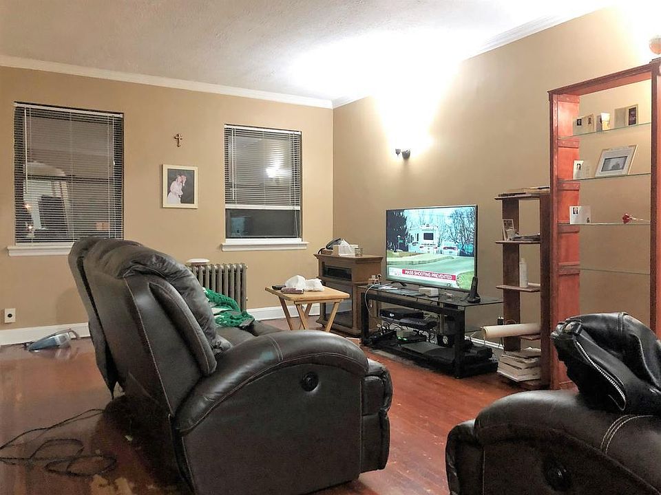 1st image of 4802 28th Ave