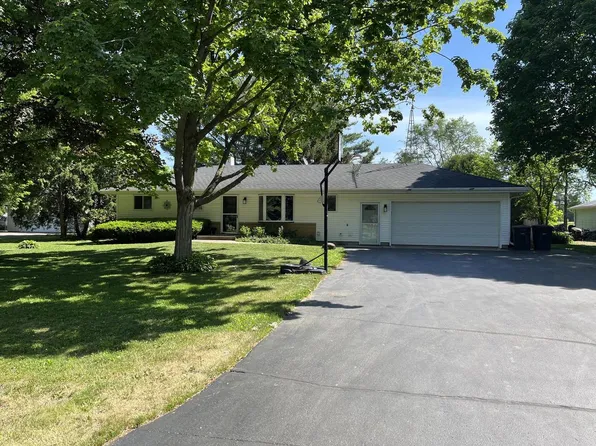 N6778 Avataia TRAIL, Elkhorn, WI 53121