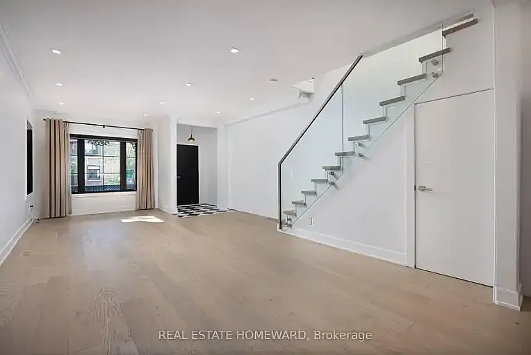 82 Frizzell Ave #1A — Photo 2