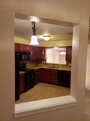 6293 Edgewater Dr — Photo 13
