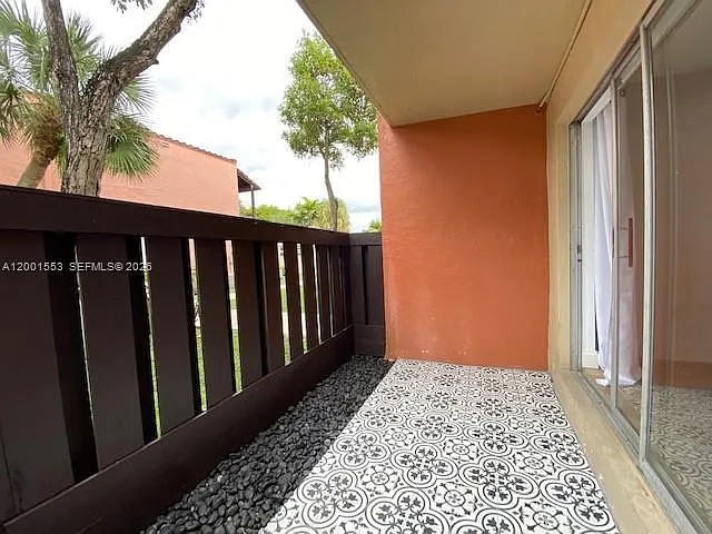10834 N Kendall Dr #X13 — Photo 18