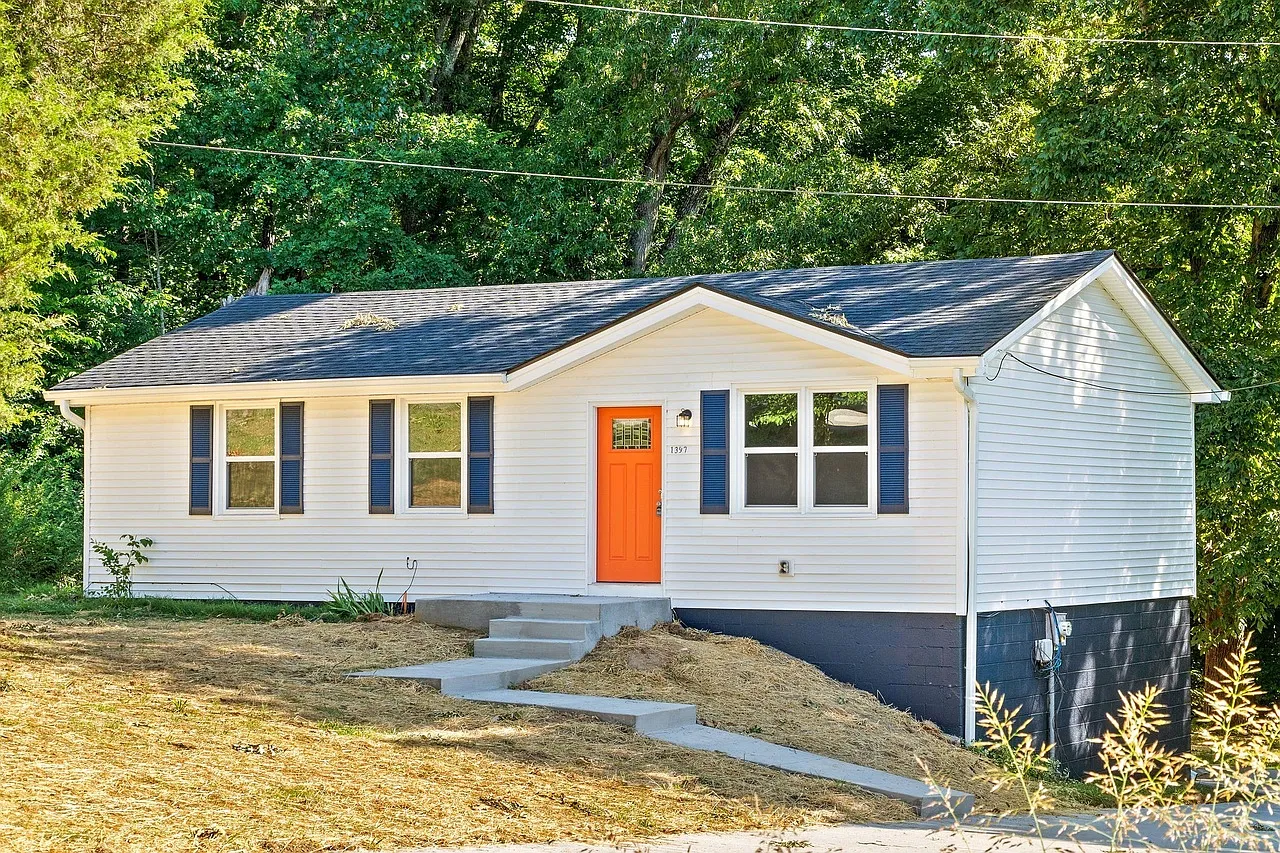 3 bed, 1900 sqft, $1,750 — Photo 1