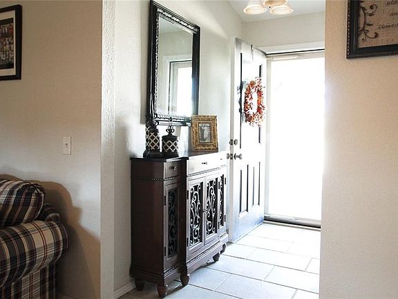 2nd image of 724 Mabel C Fry Blvd