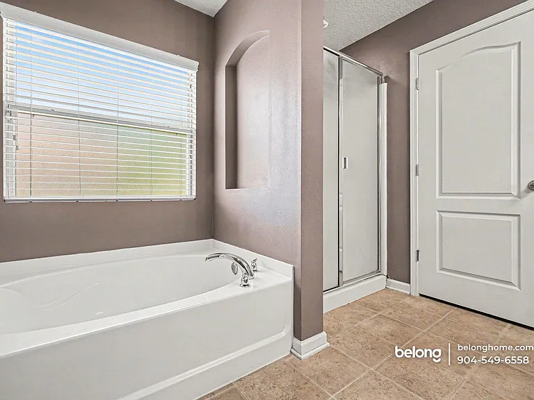 15763 Twin Creek Dr — Photo 13