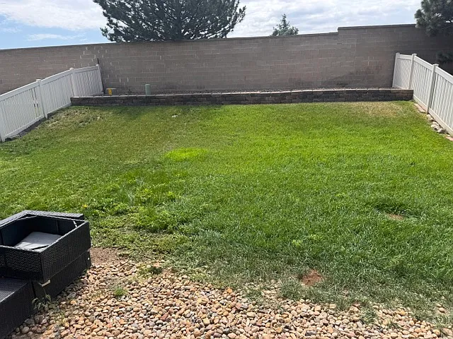 10798 Dayton Way — Photo 18