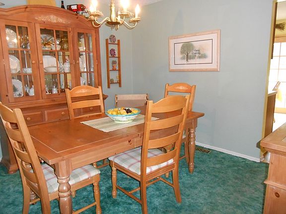 4th image of 430 Shelbourne Dr