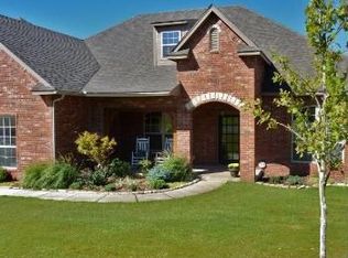 14515 Old Barn Rd, Edmond, OK 73025