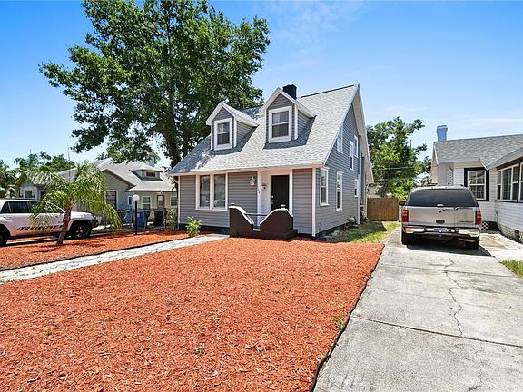 3rd image of 766 13TH AVENUE S