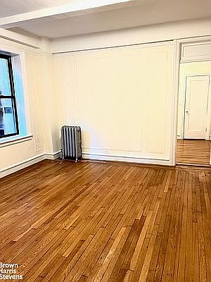 3rd image of 350 W 55th St APT 2G