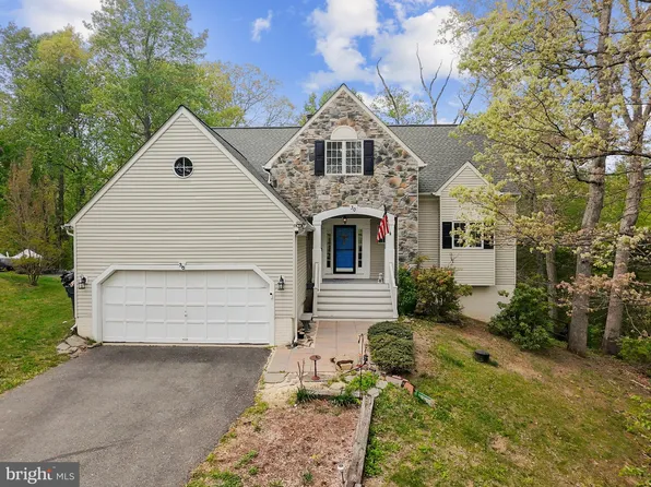 30 Hulvey Dr, Stafford, VA 22556