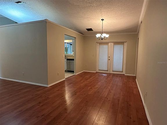 3rd image of 220 Twelve League Cir
