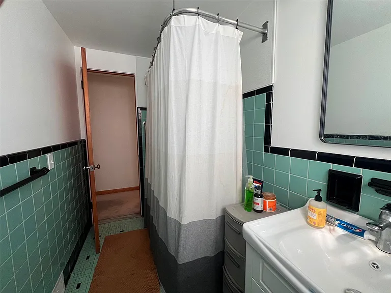 3011 Country Club Rd #1 — Photo 12